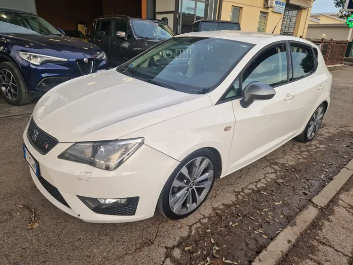 SEAT IBIZA 5P. 1.4 TDI CR FR 90CV - immagine 2