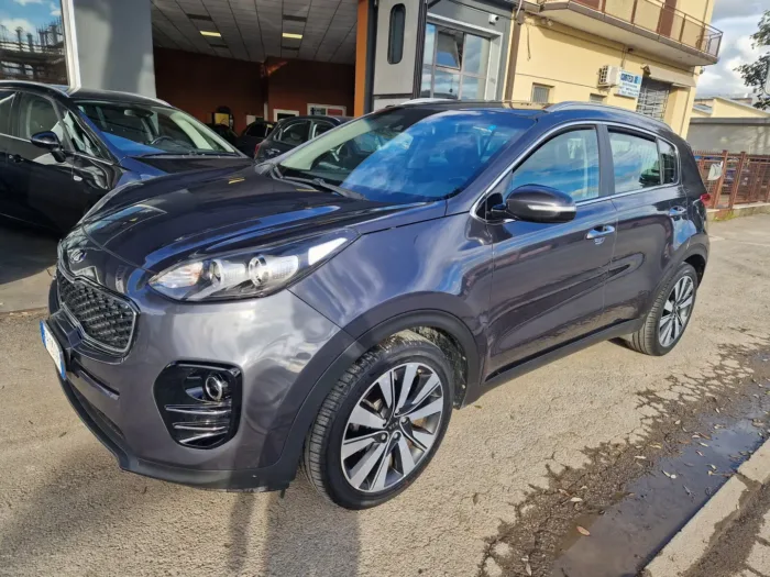 KIA SPORTAGE 1.7 crdi Eco Dynamic - immagine 2